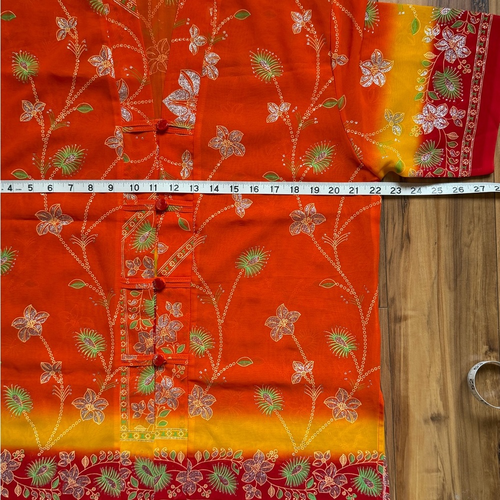 Vibrant orange red floral print mandarin collar - Picture 8 of 9
